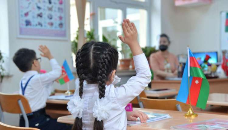 1-ci sinfə gedən hər 4 uşaqdan 1-i təhsili başa vura bilməyib