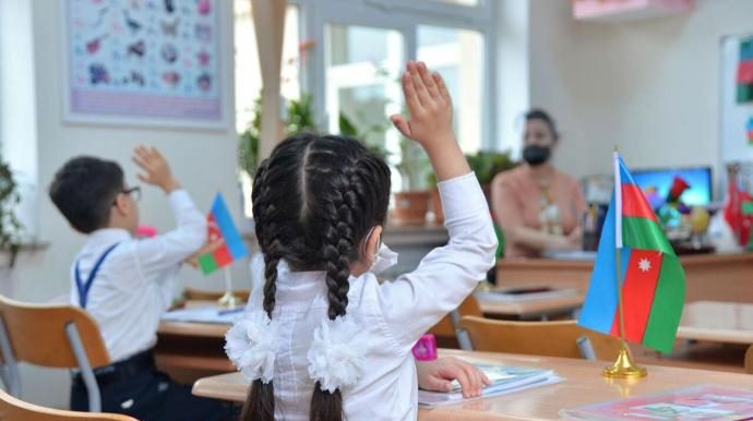 1-ci sinfə gedən hər 4 uşaqdan 1-i təhsili başa vura bilməyib
