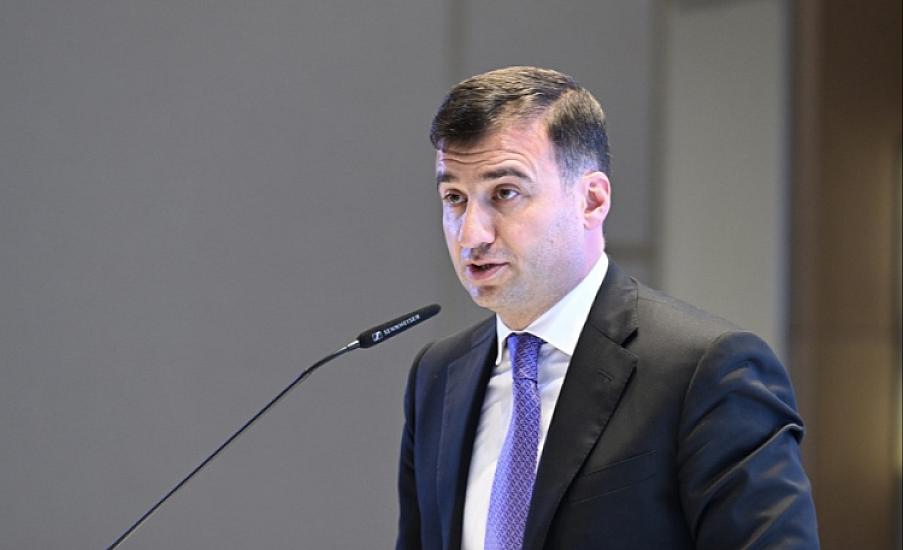 Komitə sədri 3 şöbə müdirini işdən çıxardı