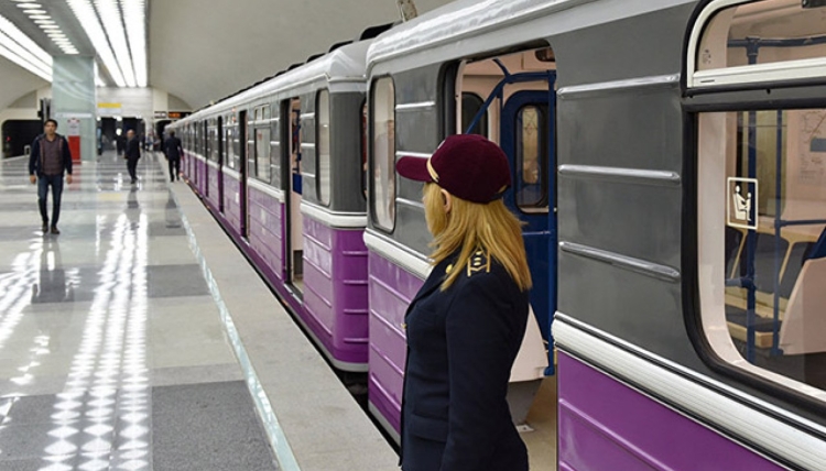 Bilik Günü metroda sərnişinlərin sayı nə qədər olub...